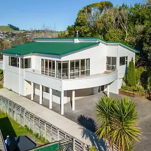  Bed & Breakfast Welcome Bay Heights Nieuw-Zeeland
